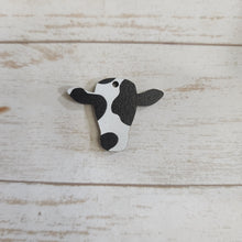 Load image into Gallery viewer, Patterned Wood Cow Head Drops