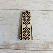 Load image into Gallery viewer, Ukrainian Pattern Earrings