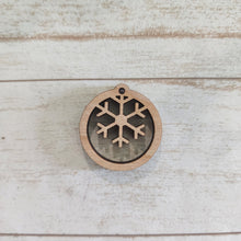 Load image into Gallery viewer, Christmas Snowflake Macrame