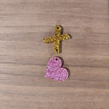 Load image into Gallery viewer, Acrylic Valentine's Day X & O Drops