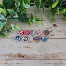 Load image into Gallery viewer, Patterned Wood Round Studs