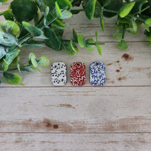 Load image into Gallery viewer, Patterned Wood Squ-oval Drops