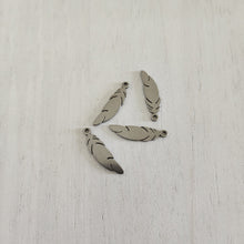 Load image into Gallery viewer, Feather Charm/Pendant - STAINLESS STEEL, 304 Stainless Steel