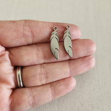 Load image into Gallery viewer, Feather Charm/Pendant - STAINLESS STEEL, 304 Stainless Steel