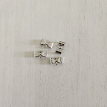Load image into Gallery viewer, Bow Connector - STAINLESS STEEL, 304 Stainless Steel
