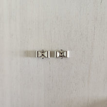 Load image into Gallery viewer, Bow Connector - STAINLESS STEEL, 304 Stainless Steel