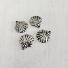 Load image into Gallery viewer, Seashell Charm/Pendant - STAINLESS STEEL, 304 Stainless Steel