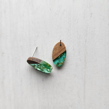 Load image into Gallery viewer, Transparent Resin with Gold Foil & Walnut Wood Oval Stud with Post - PALE TURQUOISE, 304 Stainless Steel