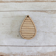 Load image into Gallery viewer, Patriotic Stars & Stripes Teardrops