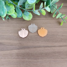 Load image into Gallery viewer, Seashell Acrylic Drops