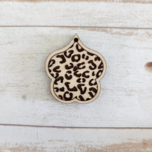 Load image into Gallery viewer, Leopard Engraved Bordered Drops Collection