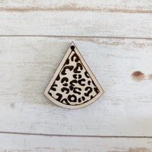 Load image into Gallery viewer, Leopard Engraved Bordered Drops Collection