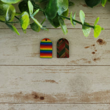 Load image into Gallery viewer, Patterned Wood Tombstone