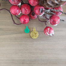 Load image into Gallery viewer, Christmas Acrylic Ornament Drops & Studs
