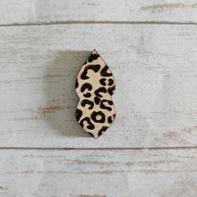 Load image into Gallery viewer, Leopard Engraved Drops Collection