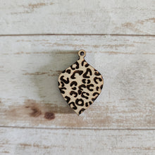 Load image into Gallery viewer, Leopard Engraved Drops Collection