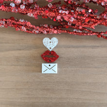 Load image into Gallery viewer, Valentine's Day Triple Heart, Lips, Envelope Drops