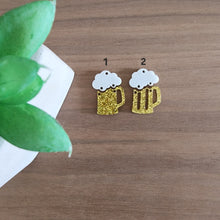 Load image into Gallery viewer, St Patrick's Day Acrylic Beer Mug 2 Piece Drops