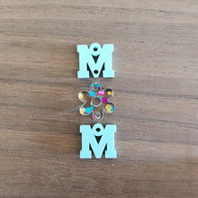 Load image into Gallery viewer, MOM Acrylic Triple Flower Center Drops