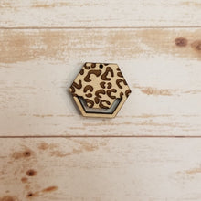 Load image into Gallery viewer, Leopard Engraved Macrame