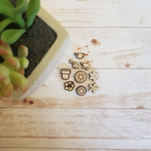 Load image into Gallery viewer, Garden Studs