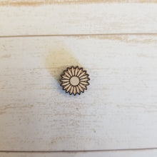 Load image into Gallery viewer, Garden Studs