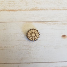 Load image into Gallery viewer, Garden Studs