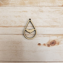 Load image into Gallery viewer, Halloween Bat Earrings