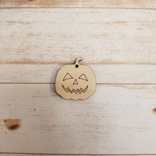 Load image into Gallery viewer, Halloween Jack-o'-Lantern Drops