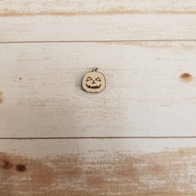 Load image into Gallery viewer, Halloween Jack-o'-Lantern Studs