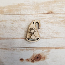 Load image into Gallery viewer, Macrame Gnomes