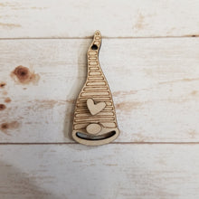 Load image into Gallery viewer, Macrame Gnomes