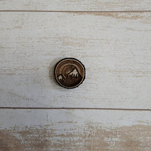 Load image into Gallery viewer, Wood Slice Studs