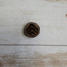 Load image into Gallery viewer, Wood Slice Studs