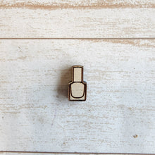 Load image into Gallery viewer, Makeup Collection Studs