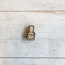 Load image into Gallery viewer, Makeup Collection Studs