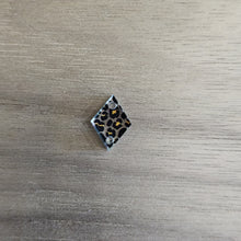 Load image into Gallery viewer, Mini Leopard Print Acrylic Connectors