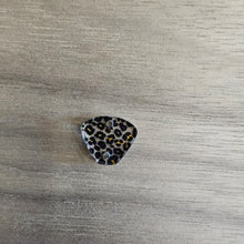 Load image into Gallery viewer, Mini Leopard Print Acrylic Connectors