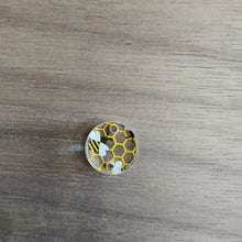 Load image into Gallery viewer, Bees & Honeycomb Acrylic Connectors
