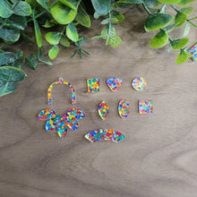 Load image into Gallery viewer, Rainbow Dots Acrylic Connectors