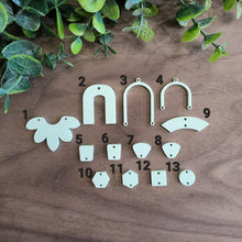 Load image into Gallery viewer, Mint Green Pastel Acrylic Connectors