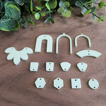 Load image into Gallery viewer, Mint Green Pastel Acrylic Connectors