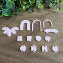 Load image into Gallery viewer, Tulip Pink Pastel Acrylic Connectors