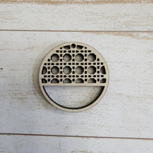 Load image into Gallery viewer, Macrame Rattan Pattern Earrings