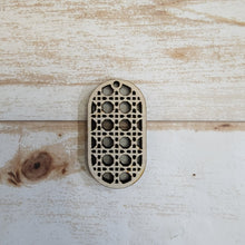 Load image into Gallery viewer, Rattan Pattern Earrings