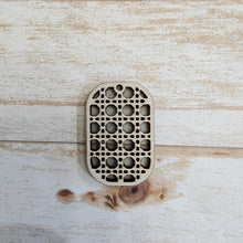 Load image into Gallery viewer, Rattan Pattern Earrings