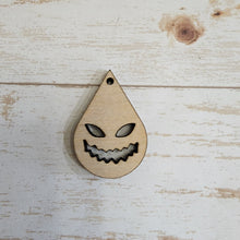 Load image into Gallery viewer, Halloween Jack-o'-lantern Faces Cutout Teardrops