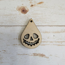 Load image into Gallery viewer, Halloween Jack-o'-lantern Faces Cutout Teardrops