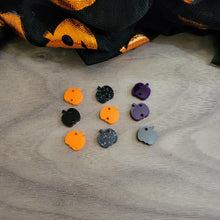 Load image into Gallery viewer, Halloween Acrylic Triple Pumpkin Drops