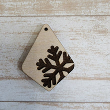 Load image into Gallery viewer, Christmas Snowflake Drops